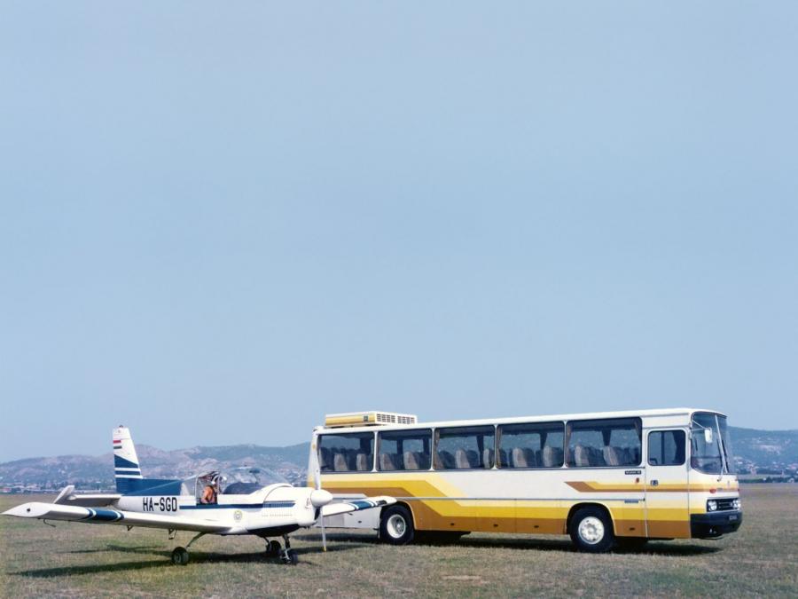  Ikarus 577 1983 года  (фото 2 из 8)